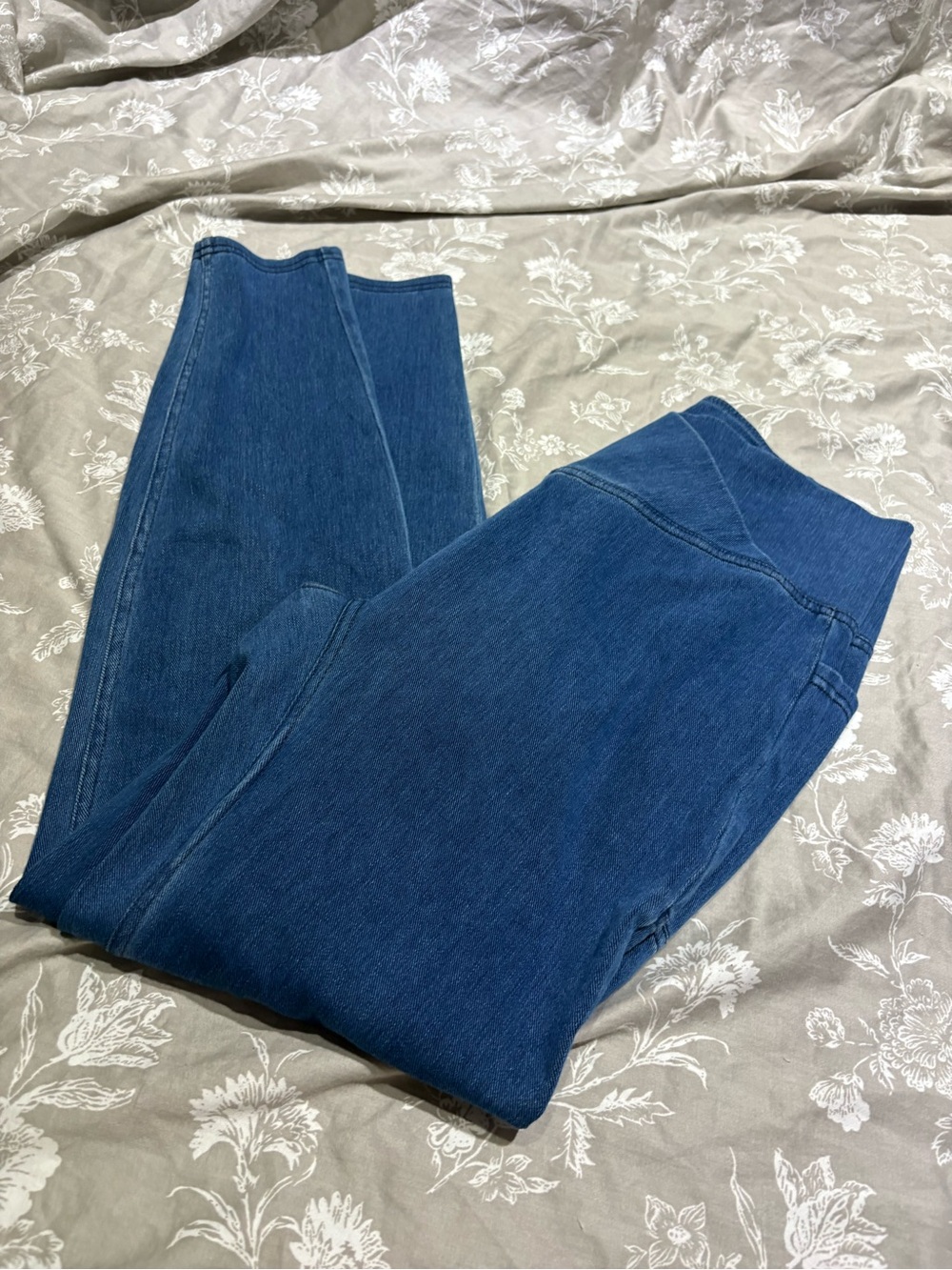 NWT Halara crossover jeggings large light wash jeans